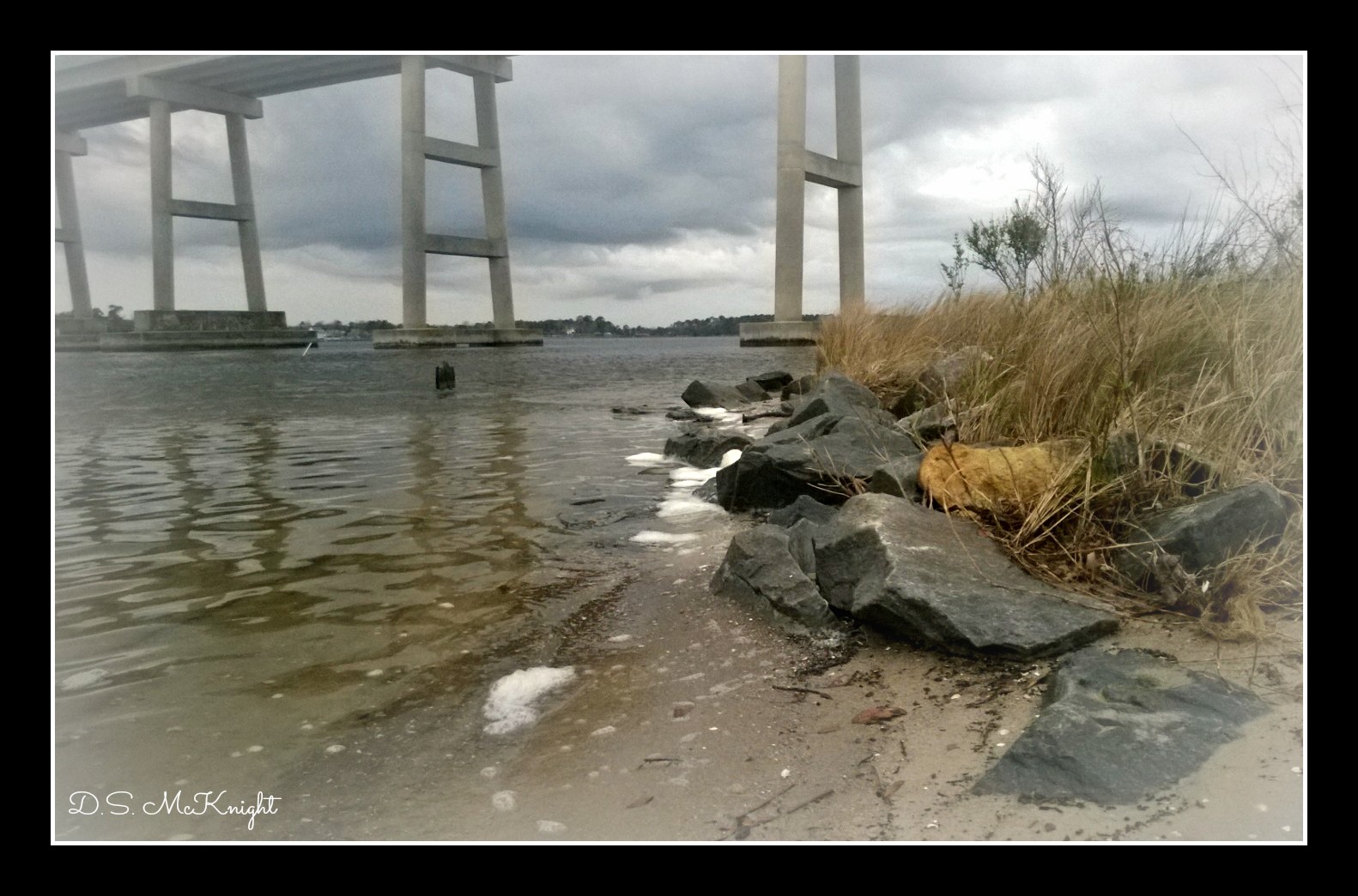New River Bridge Border